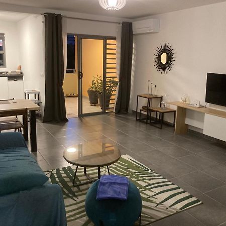 Standing Residence Kumuhei Папеете Екстериор снимка